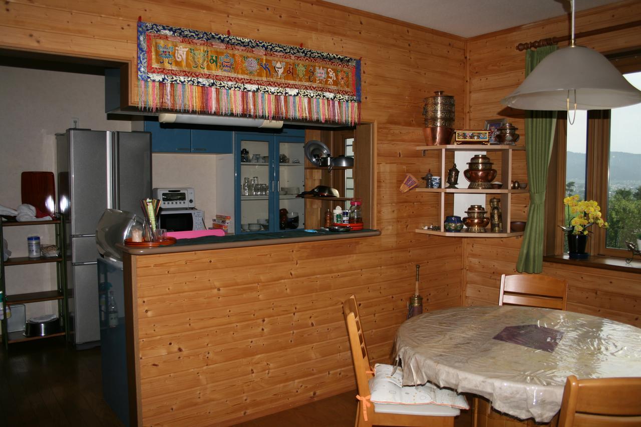 Отель Azumino Backpackers 山の風 Matsukawa Экстерьер фото